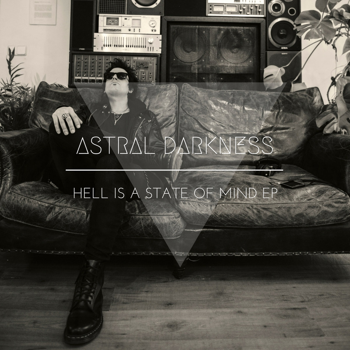  Astral Darkness – Hell Is A State Of Mind
